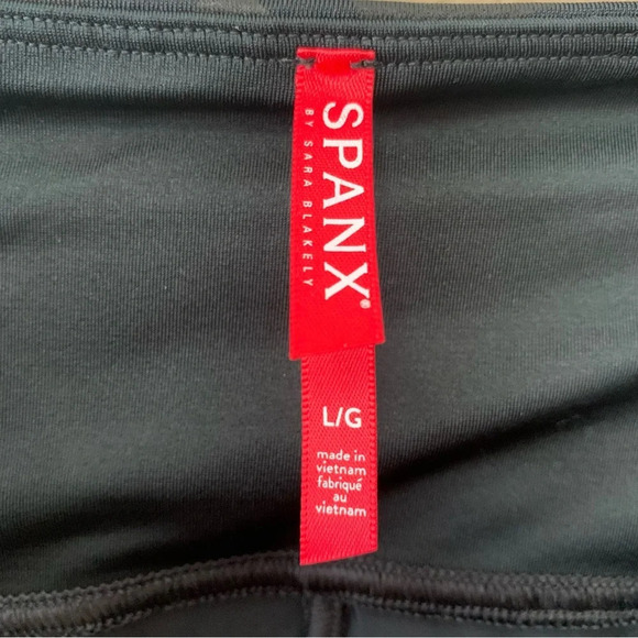 Spanx Faux Leather Black Camo Leggings - Picture 12 of 14